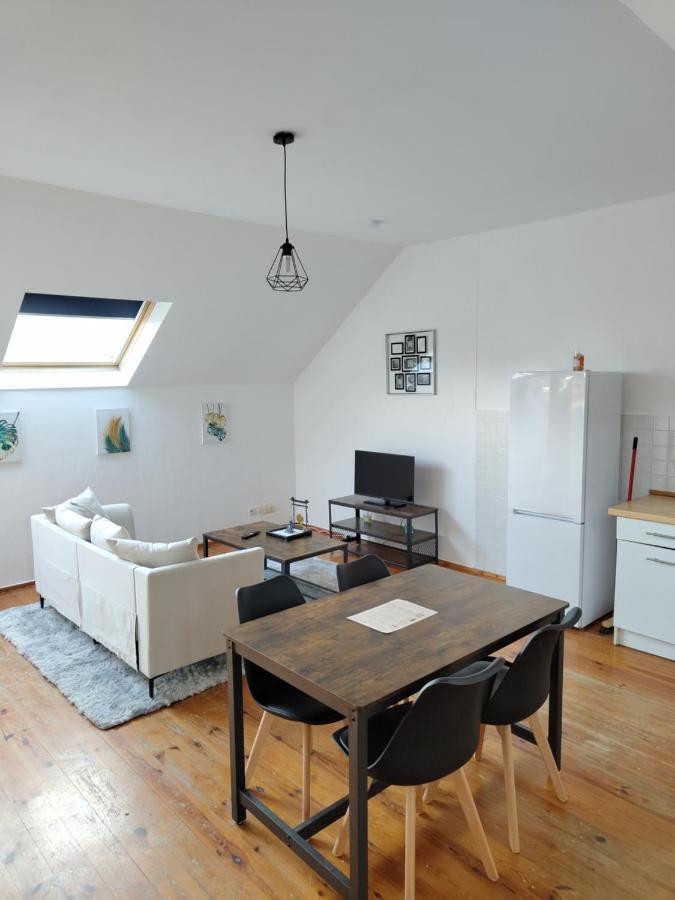 Cosy Appartement 2 Chambres Pont-de-lʼArche Eksteriør billede